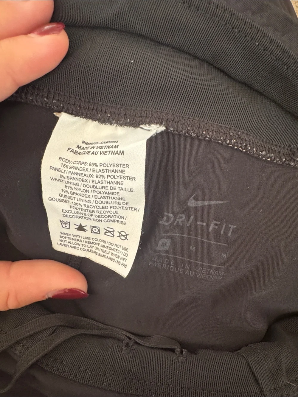 Nike Black Kids' Athletic Leggings with White Swoosh